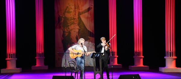 Концерт песни войны 9 Мая - Sputnik Грузия