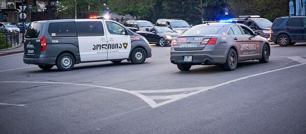 პოლიციის მანქანები ელბაქიძის აღმართზე პოლიციის მანქანები ელბაქიძის აღმართზე - Sputnik საქართველო