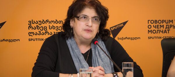 Нино Чхобадзе - бывший министр охраны окружающей среды, председатель организации Зеленые Грузии - друзья Земли Нино Чхобадзе - бывший министр охраны окружающей среды, председатель организации Зеленые Грузии - друзья Земли - Sputnik Грузия