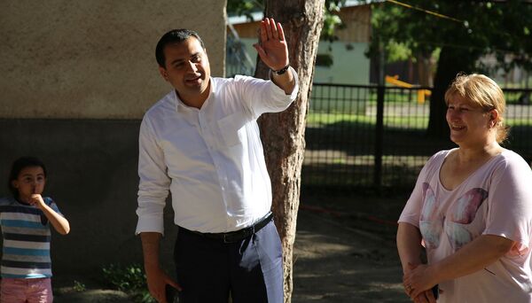 Интересное о выборах 19 мая: главные претенденты на пост мэра Марнеули - Sputnik Грузия