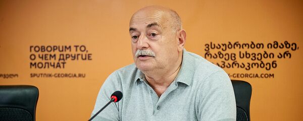 Нико Кварацхелия. Видеомост в Мультимедийном пресс-центре Sputnik - Sputnik Грузия