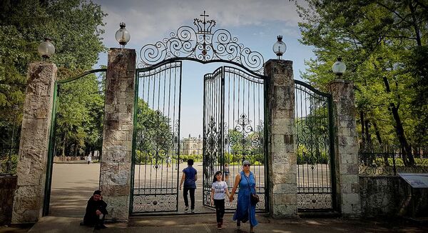 ზუგდიდის ბოტანიკური ბაღი 11 მაისიდან ვიზიტორებს წლის ბოლომდე უფასოდ უმასპინძლებს ზუგდიდის ბოტანიკური ბაღი 11 მაისიდან ვიზიტორებს წლის ბოლომდე უფასოდ უმასპინძლებს - Sputnik საქართველო