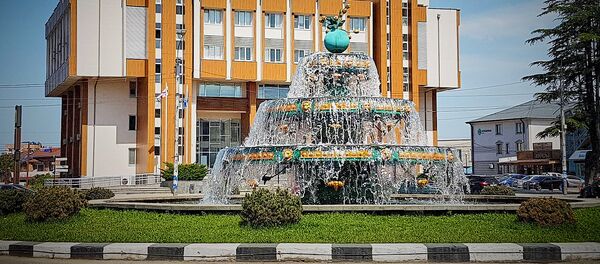 Мэрия Зугдиди. Здание муниципалитета Мэрия Зугдиди. Здание муниципалитета - Sputnik Грузия