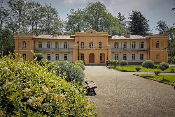 ზუგდიდის ბოტანიკური ბაღი 11 მაისიდან ვიზიტორებს წლის ბოლომდე უფასოდ უმასპინძლებს ზუგდიდის ბოტანიკური ბაღი 11 მაისიდან ვიზიტორებს წლის ბოლომდე უფასოდ უმასპინძლებს - Sputnik საქართველო