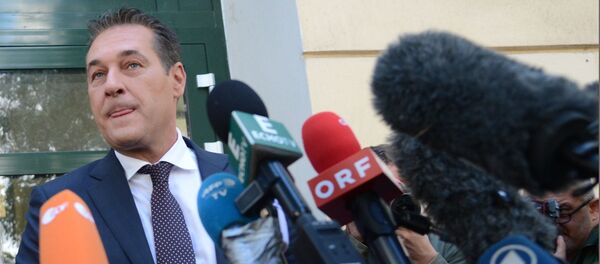 Ханс-Кристиан Штрахе  - Sputnik Грузия