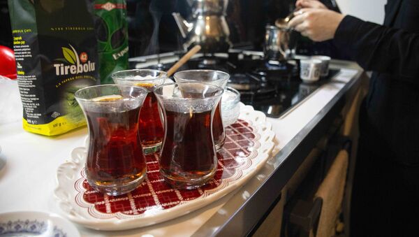 Попробуйте турецкий чай! или Кусочек Стамбула в Тбилиси - Sputnik Грузия