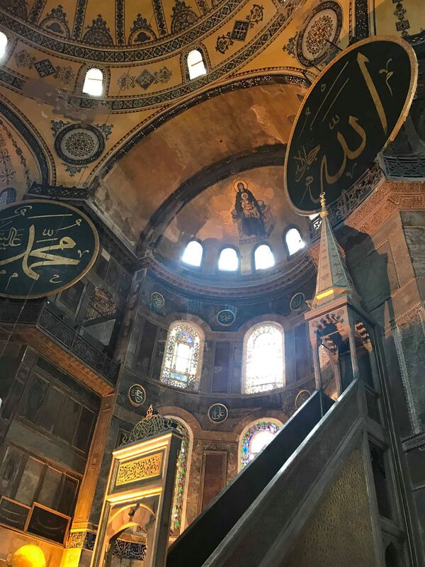 ათი დღე სტამბულში 300 ლარად: როგორ დავტკბეთ მოგზაურობით იაფად ათი დღე სტამბულში 300 ლარად: როგორ დავტკბეთ მოგზაურობით იაფად - Sputnik საქართველო