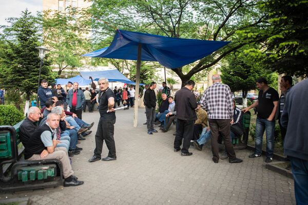 Премьер Грузии поблагодарил шахтеров за неполитическую забастовку Премьер Грузии поблагодарил шахтеров за неполитическую забастовку - Sputnik Грузия