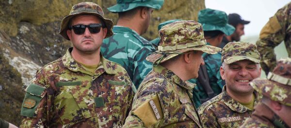 Живая цепь вокруг Давид-Гареджи: акция прошла у границы с Азербайджаном - Sputnik Грузия