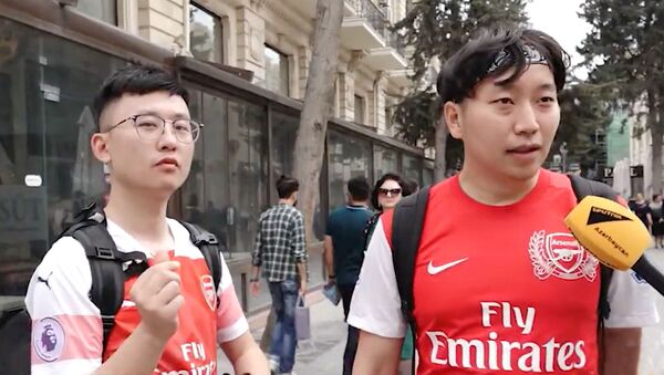 Вы - за Арсенал или Челси? Фанаты лондонских клубов - в Баку - Sputnik Грузия