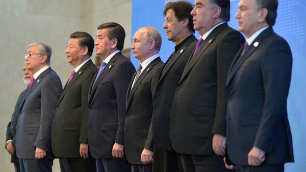 Президент РФ В. Путин принимает участие в заседании Совета глав государств – членов ШОС в Бишкеке - Sputnik Грузия