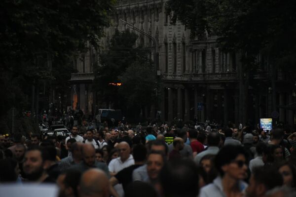 გახარია: „რაც აქ ხდება, ამას ჰქვია სახელმწიფო ინსტიტუტებზე შტურმი გახარია: „რაც აქ ხდება, ამას ჰქვია სახელმწიფო ინსტიტუტებზე შტურმი - Sputnik საქართველო