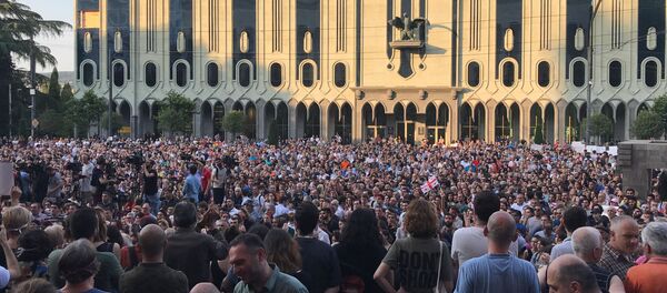 საპროტესტო აქცია რუსთაველზე საპროტესტო აქცია რუსთაველზე - Sputnik საქართველო