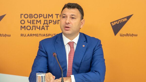 Пресс-конференция Эдуарда Шармазанова (24 июня 2019). Еревaн - Sputnik Грузия