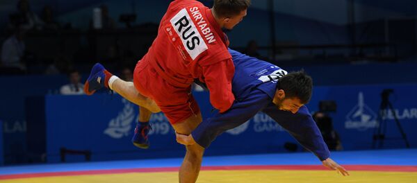 Леван Нахуцришвили (Грузия) в поединке за золотую медаль - Sputnik Грузия