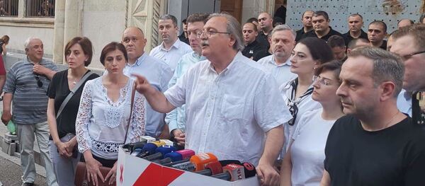 ოპოზიციის ბრიფინგი პარლამენტთან - Sputnik საქართველო