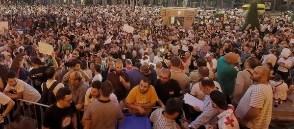 Шестой день акций протеста у парламента Грузии - Sputnik Грузия