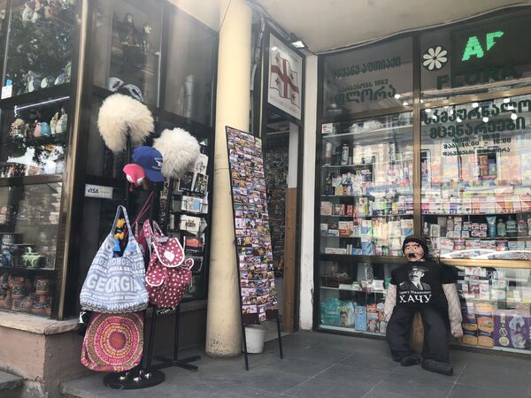 Русофобия или гостеприимство: чего сегодня больше в Тбилиси - Sputnik Грузия