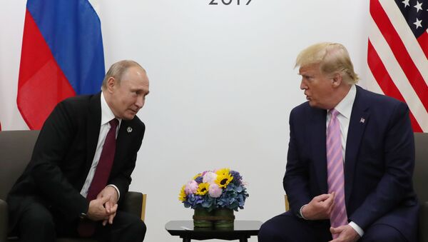 Президенты России и США Владимир Путин и Дональд Трамп - Sputnik Грузия