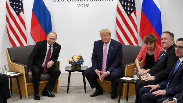 Президент РФ Владимир Путин и президент США Дональд Трамп
