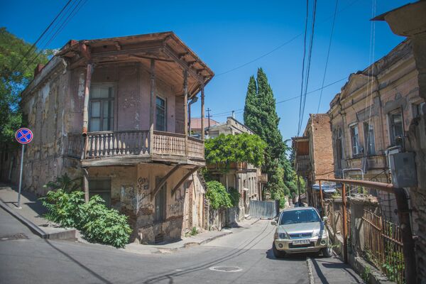 ტურისტები თბილისში ასეთი სახლების ქონაზე ოცნებობენ - Sputnik საქართველო