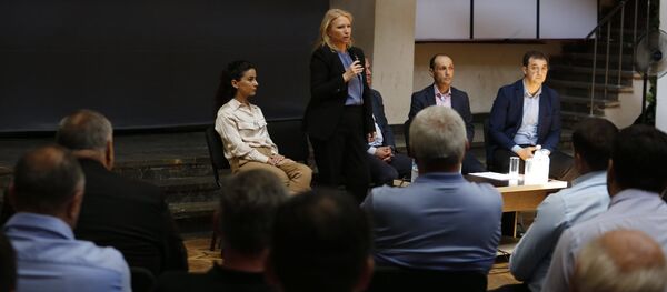 საქართველოს მთავრობის წევრების შეხვედრა ფერმერებთან, მევენახეებთან და მცირე სასტუმროების მეპატრონეებთან კახეთში  საქართველოს მთავრობის წევრების შეხვედრა ფერმერებთან, მევენახეებთან და მცირე სასტუმროების მეპატრონეებთან კახეთში  - Sputnik საქართველო