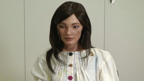 Первый в мире робот-художник - Sputnik Грузия