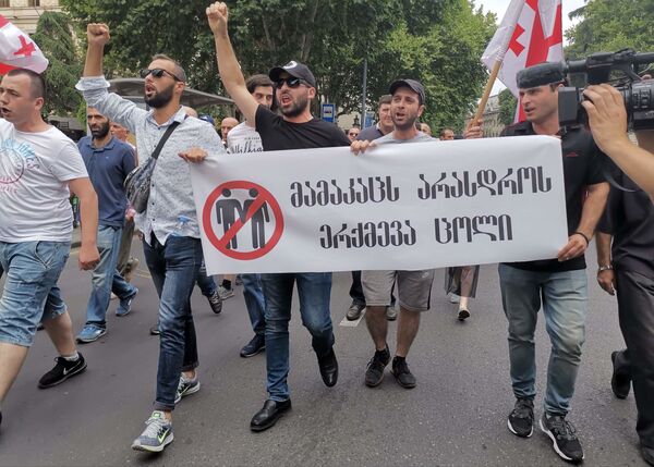 ლოცვები, შიმშილობა და სექს-უმცირესობები: თბილისი საპროტესტო ტალღამ მოიცვა ლოცვები, შიმშილობა და სექს-უმცირესობები: თბილისი საპროტესტო ტალღამ მოიცვა - Sputnik საქართველო