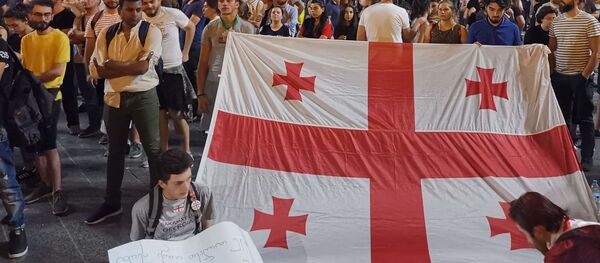 აქციების მესამე დღე პარლამენტთან აქციების მესამე დღე პარლამენტთან - Sputnik საქართველო