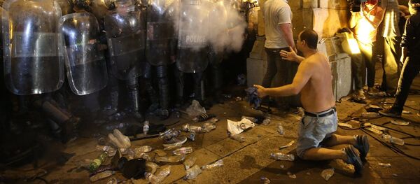 აქციის დაშლა 20-21 ივნისის ღამეს აქციის დაშლა 20-21 ივნისის ღამეს - Sputnik საქართველო