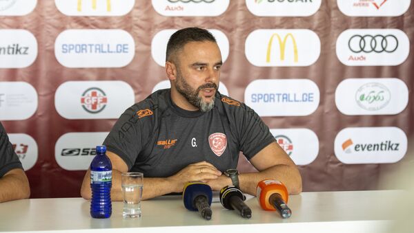 Тренер футбольного клуба Сабуртало Гиорги Чиабришвили - Sputnik Грузия
