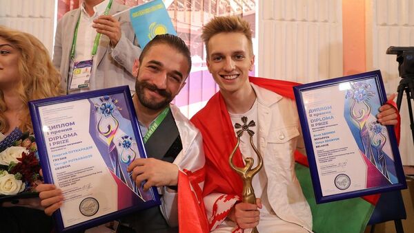 Грузинский певец Георгий Путкарадзе на фестивале Славянский базар 2019 в Витебске - Sputnik Грузия