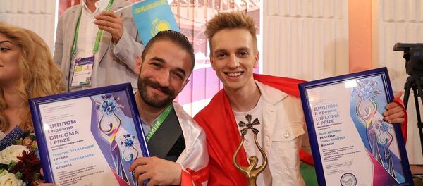 Грузинский певец Георгий Путкарадзе на фестивале Славянский базар 2019 в Витебске - Sputnik Грузия