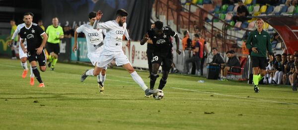 Матч между футбольными клубами Сабуртало и Шериф Матч между футбольными клубами Сабуртало и Шериф - Sputnik Грузия