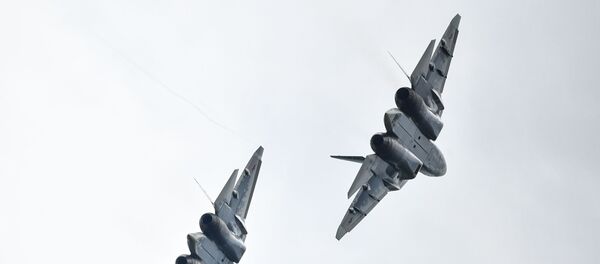 Многофункциональные истребители Су-57 Многофункциональные истребители Су-57 - Sputnik Грузия