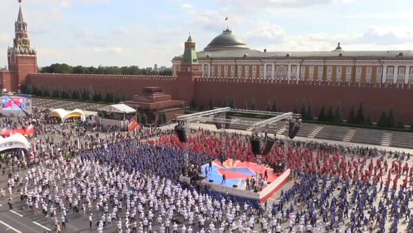 Cамая массовая тренировка по боксу состоялась в Москве - видео - Sputnik Грузия