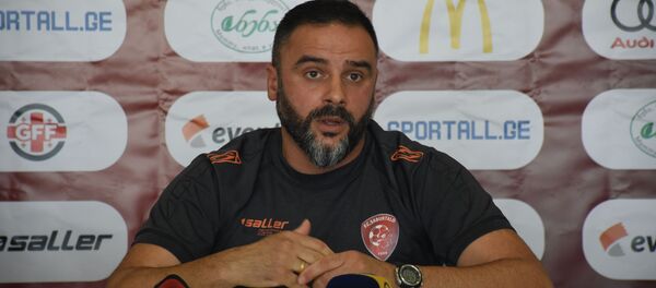 Главный тренер тбилисского Локомотива Георгий Чиабришвили - Sputnik Грузия