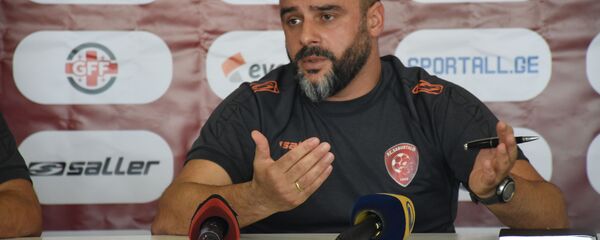 საფეხბურთო კლუბ „საბურთალოს“ პრესკონფერენცია საფეხბურთო კლუბ „საბურთალოს“ პრესკონფერენცია - Sputnik საქართველო