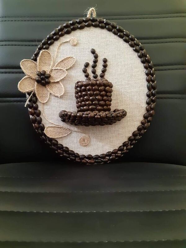 „მის გარეშე ამას ვერ შევძლებდი“: დედა, რომელმაც შვილისთვის ფერადი ჩანთების შექმნა დაიწყო - Sputnik საქართველო