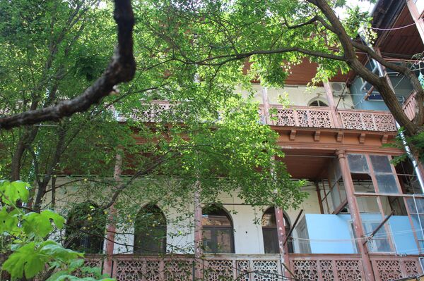 Дом со свечами на тифлисской Уолл-стрит: как рушится история города - Sputnik Грузия