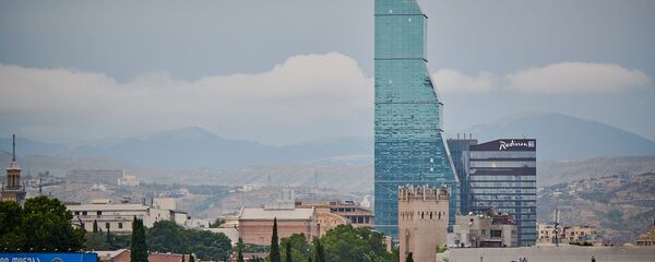 Вид на город Тбилиси. Городской пейзаж. Архитектура. Отель Билтмор - Sputnik Грузия