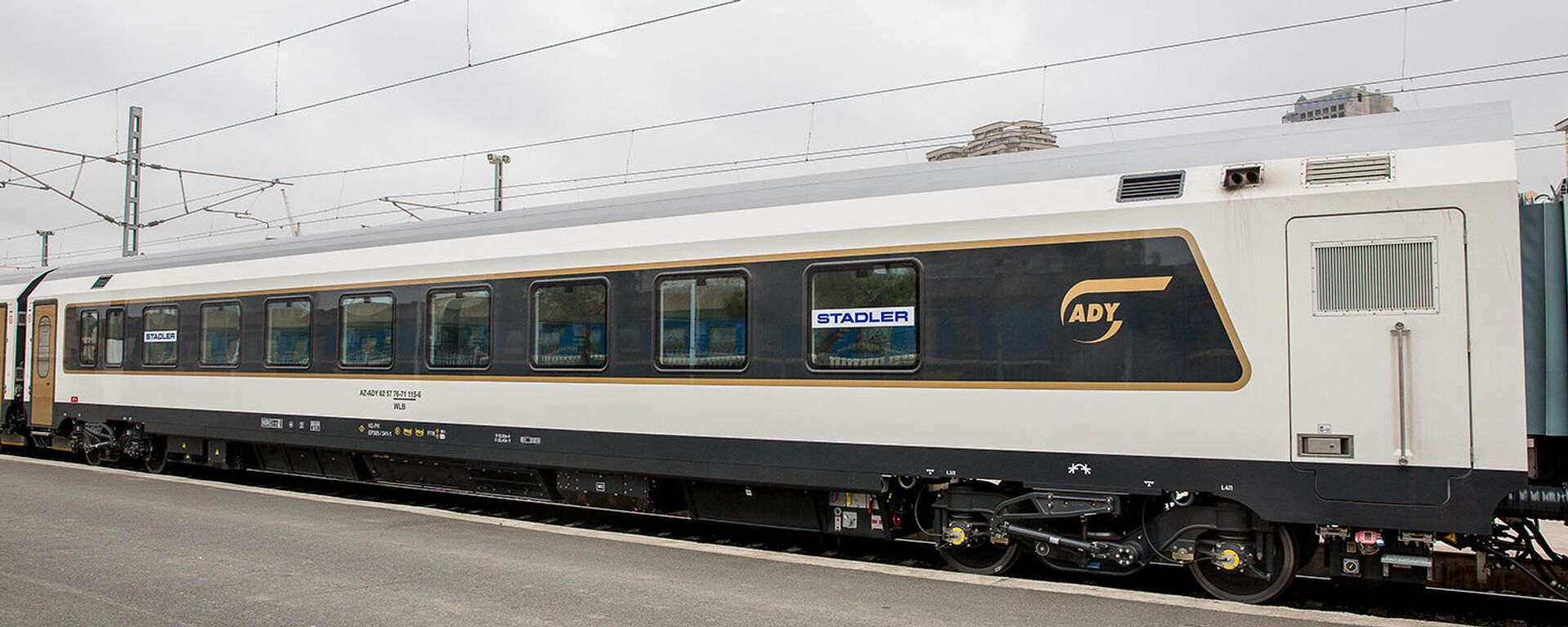 Пассажирский поезд, который будет курсировать по железной дороге Баку-Тбилиси-Карс - Sputnik Грузия, 1920, 03.03.2024