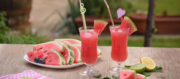 საზამთროს წვენი საზამთროს წვენი - Sputnik საქართველო