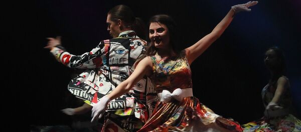 Спектакль Памятник неизвестному стиляге в театре У Никитских ворот - Sputnik Грузия