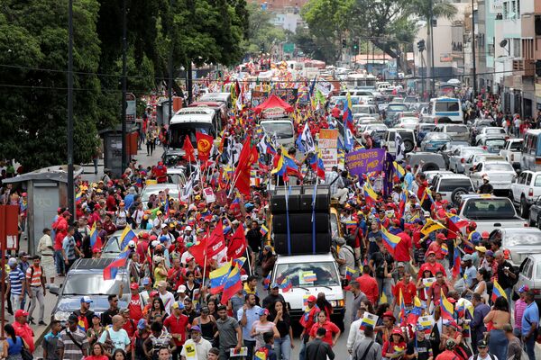 Напомним, что 21 января в Венесуэле начались массовые протесты против законного президента Николаса Мадуро вскоре после приведения его к присяге. Глава Национальной ассамблеи, подконтрольной оппозиции, Хуан Гуаидо незаконно провозгласил себя временным главой государства - Sputnik Грузия