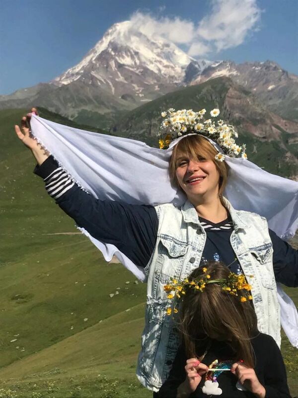 „ტარიას აღსარება''– გაღმა სოფლად მყოფი ქალის დაწერილი წიგნი და ლალეტას ჩრდილების სპექტაკლი „ტარიას აღსარება''– გაღმა სოფლად მყოფი ქალის დაწერილი წიგნი და ლალეტას ჩრდილების სპექტაკლი - Sputnik საქართველო