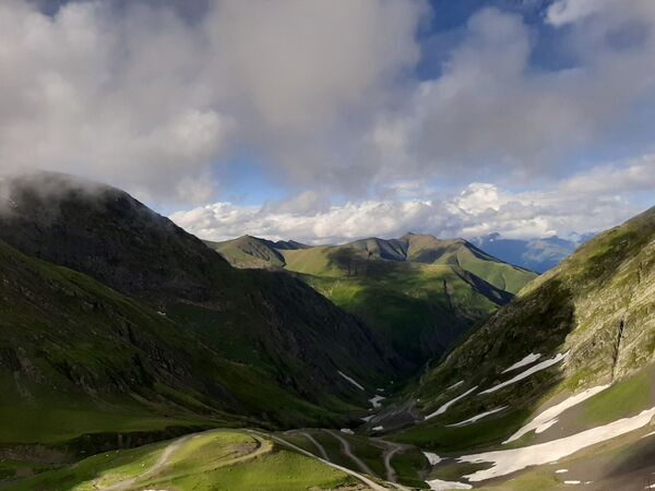 უსაფრთხო მოგზაურობა ზაფხულში: საქართველოს რომელ კურორტებზე შევძლებთ დასვენებას უსაფრთხო მოგზაურობა ზაფხულში: საქართველოს რომელ კურორტებზე შევძლებთ დასვენებას - Sputnik საქართველო