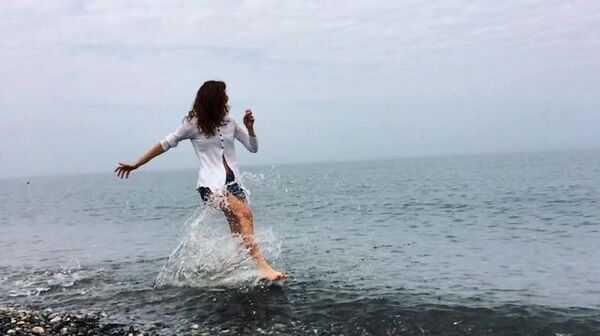 ბლოგერი, რომელიც ყველა იარაღიდან ისვრის, სამი ბრძენი მაიმუნის პრინციპი და ვიკინგების კრედო ბლოგერი, რომელიც ყველა იარაღიდან ისვრის, სამი ბრძენი მაიმუნის პრინციპი და ვიკინგების კრედო - Sputnik საქართველო