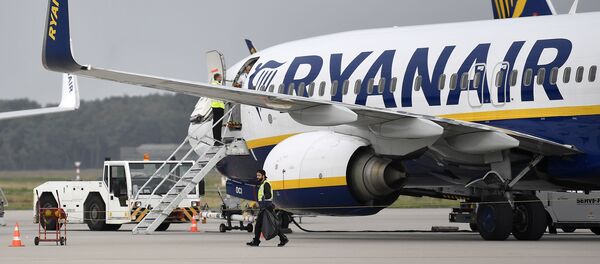 ავიაკომპანია Ryanair-ის თვითმფრინავი ავიაკომპანია Ryanair-ის თვითმფრინავი - Sputnik საქართველო