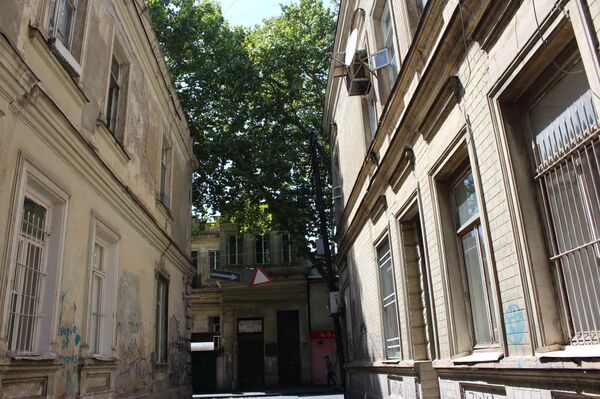 Собачий переулок и тбилисская топонимика Собачий переулок и тбилисская топонимика - Sputnik Грузия